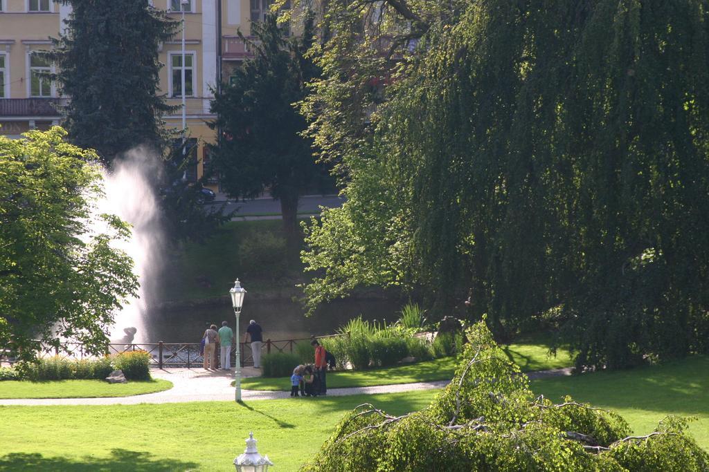 Penzion Speedway Mariánské Lázně Exterior foto